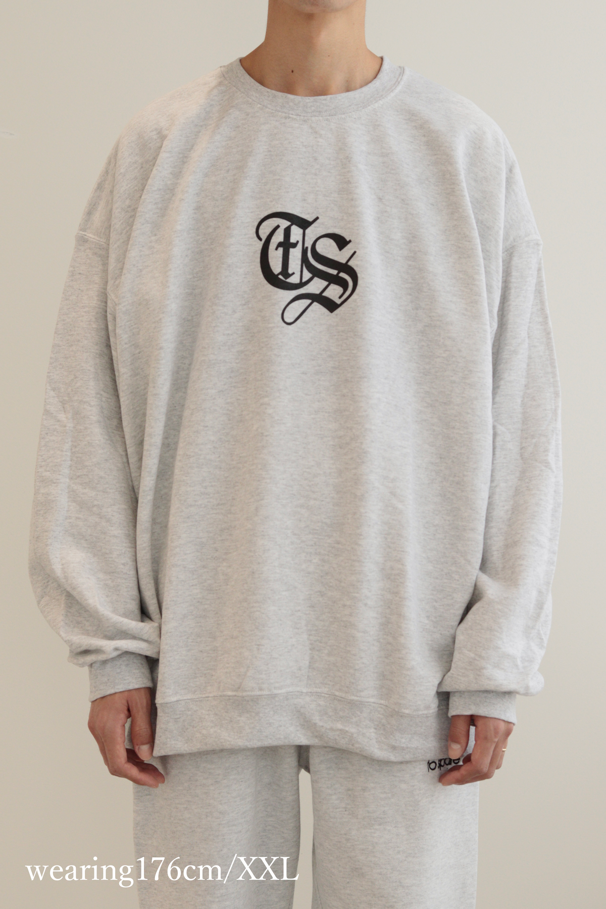 OLD ENGLISH LOGO SWEAT(ASH)