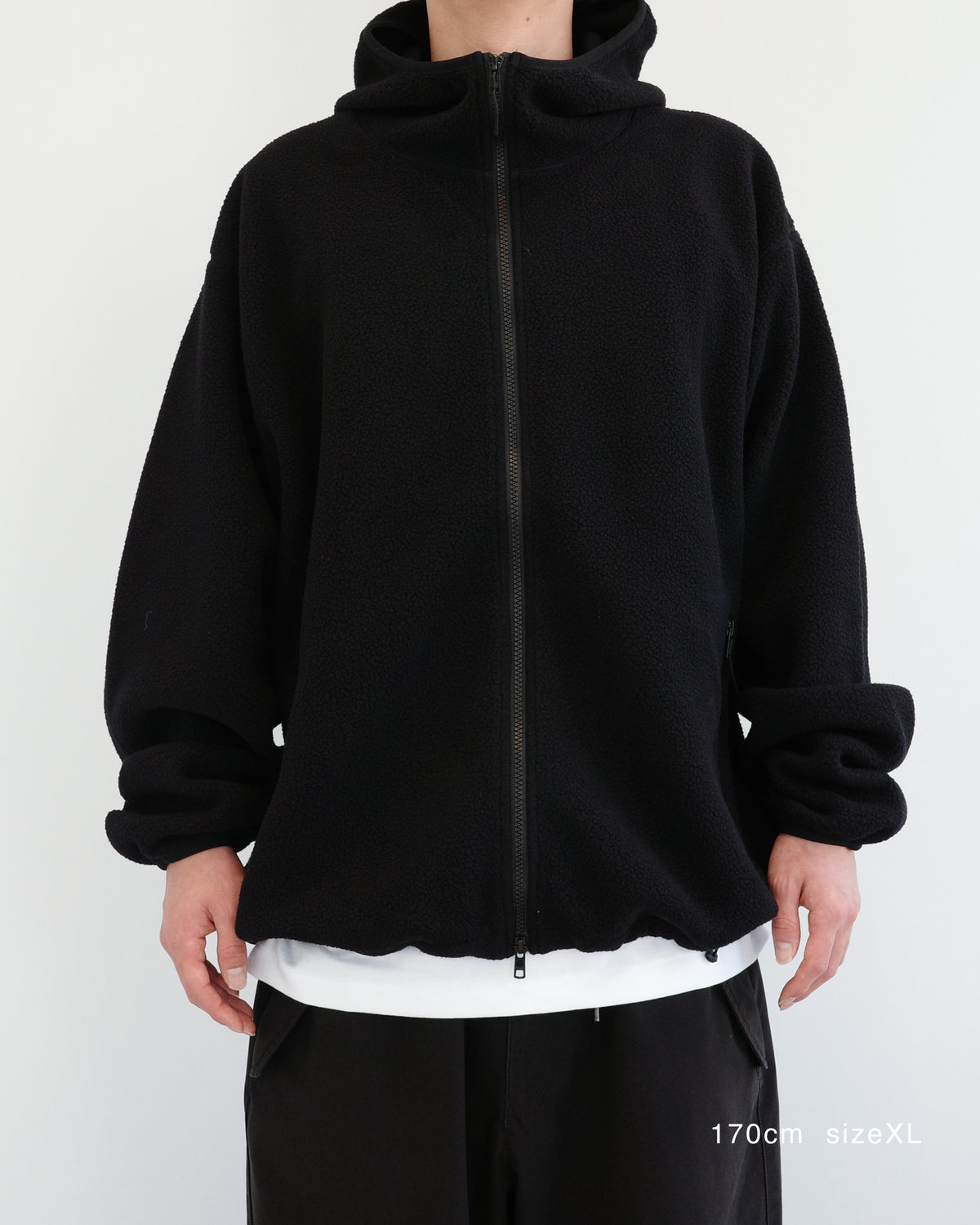 着用イメージ BLACK / sizeXL 170cm(正面)