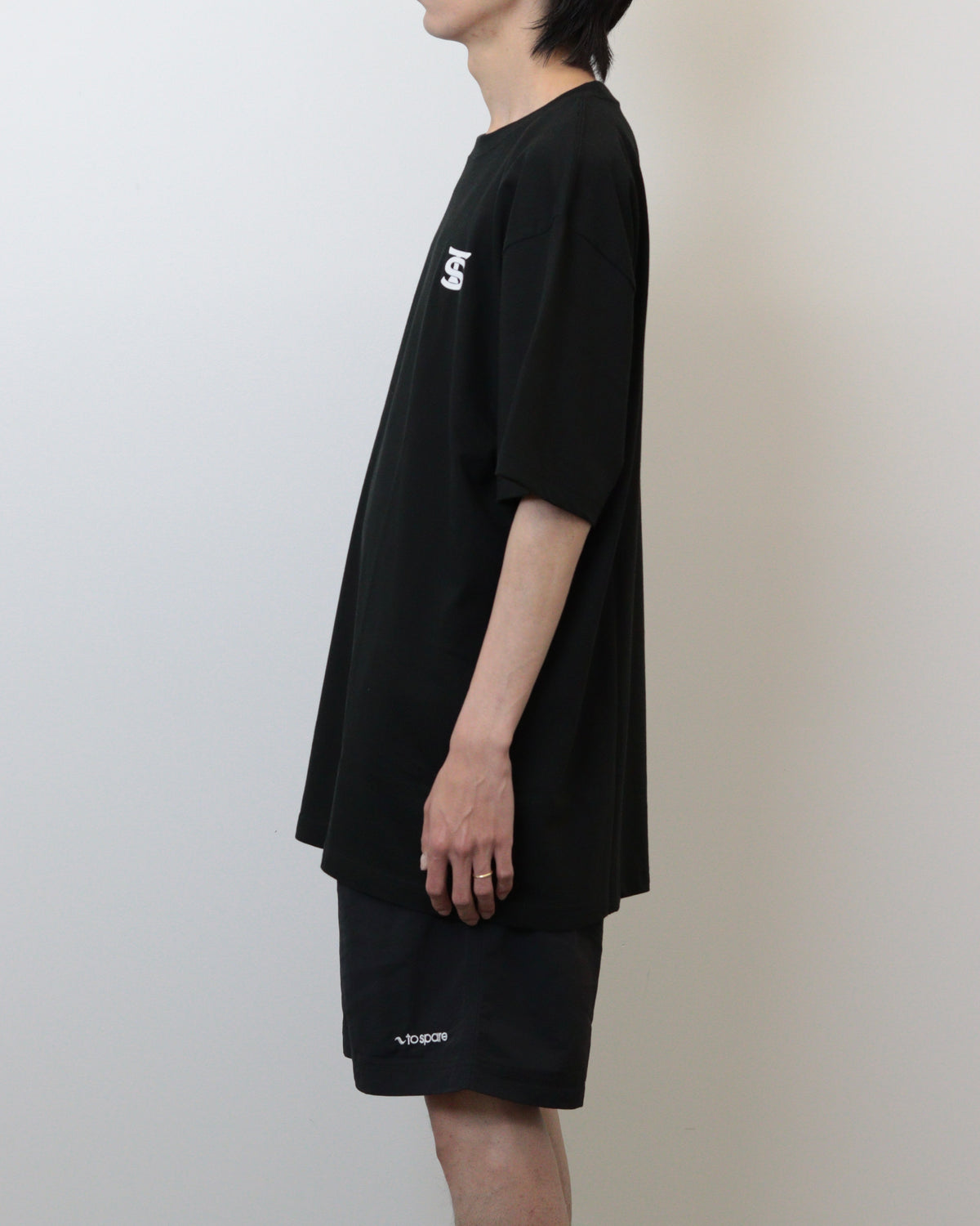 EMBLEM LOGO TEE(BLACK)