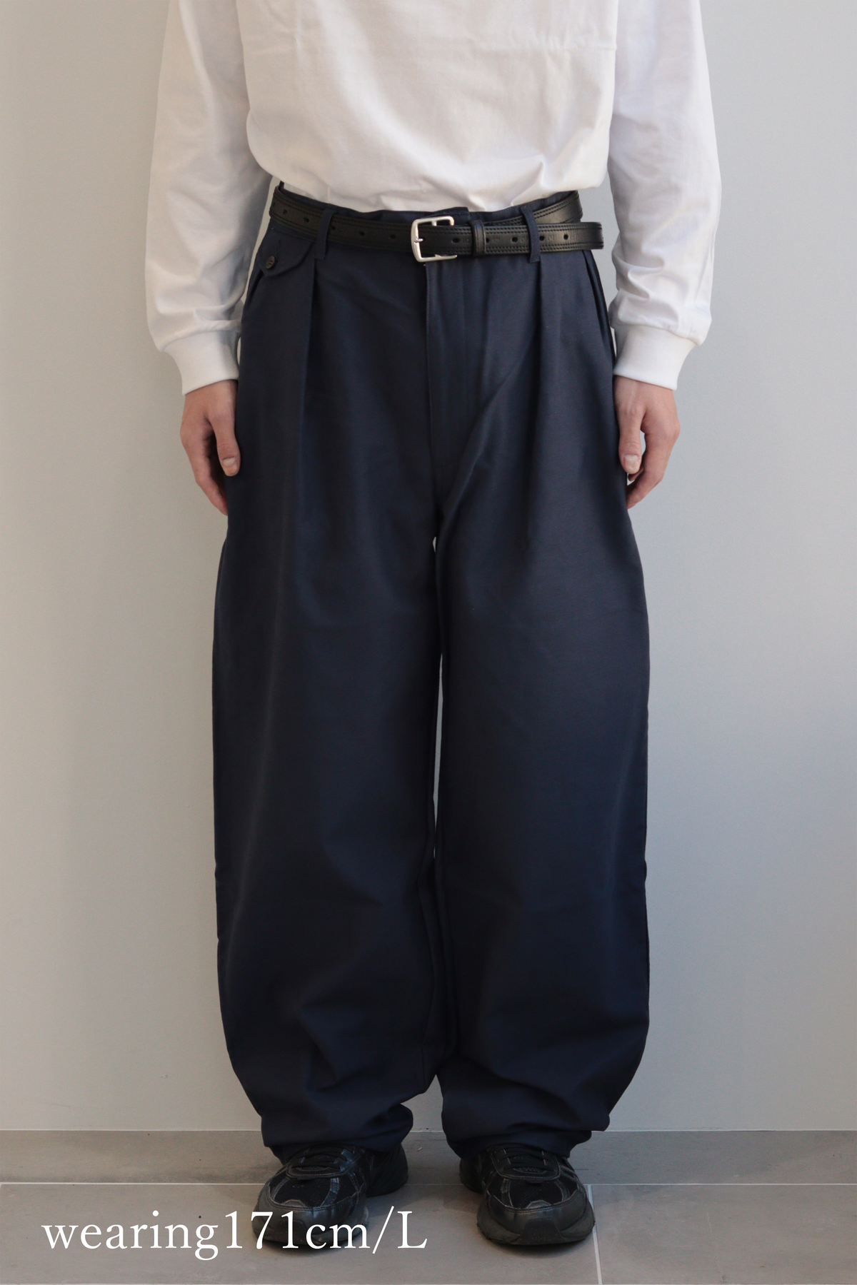 STANDARD CHINO TROUSERS（NAVY）