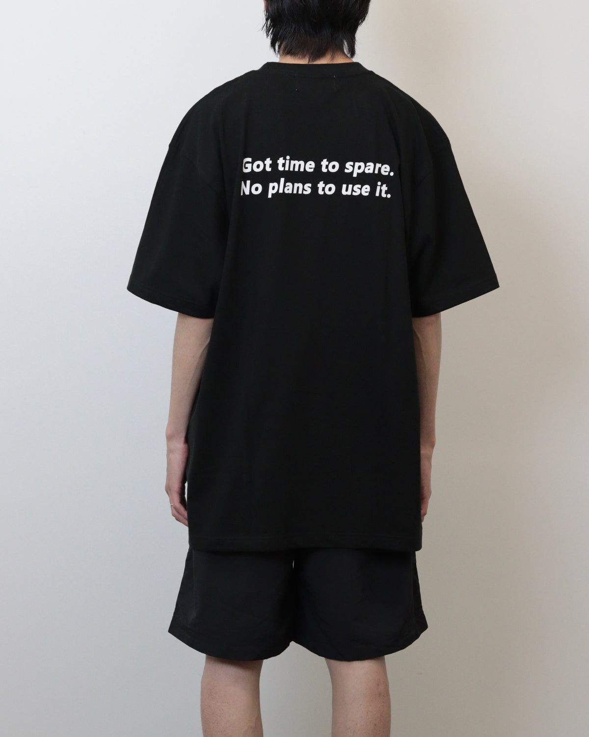EMBLEM LOGO TEE（BLACK）