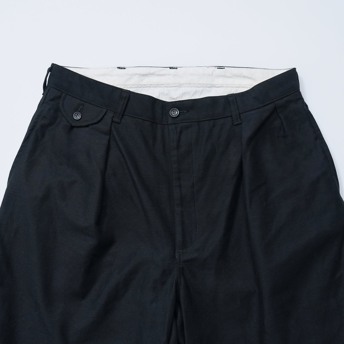 STANDARD CHINO TROUSERS（BLACK）