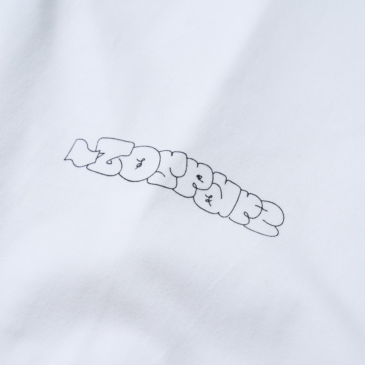 TAGGING LOGO TEE（WHITE）